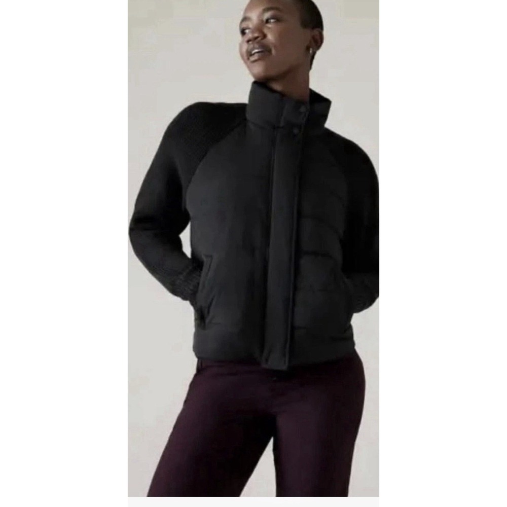 Athleta Incline Hybrid Sweater Puffer Jacket Size: Medium In Black NWT